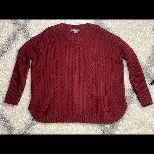Maroon sweater perfect for the holidays. Medium. Perfect fit.
